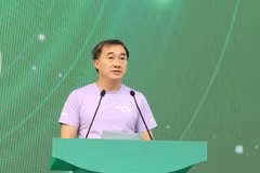 Thứ trưởng Bộ Y tế Trần Văn Thuấn phát biểu tai Ngày Dinh dưỡng cộng đồng Việt Nam lần 7. (Ảnh: PV/Vietnam+)