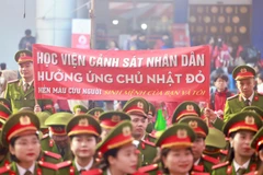 Các trường đại học tham gia Ngày hội hiến máu Chủ Nhật đỏ. (Ảnh: PV/Vietnam+)