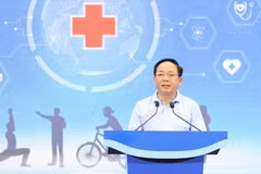 Ủy viên Bộ Chính trị, Bí thư Trung ương Đảng, Trưởng Ban Tuyên giáo và Dân vận Trung ương Trịnh Văn Quyết phát biểu tại buổi lễ. (Ảnh: PV/Vietnam+)