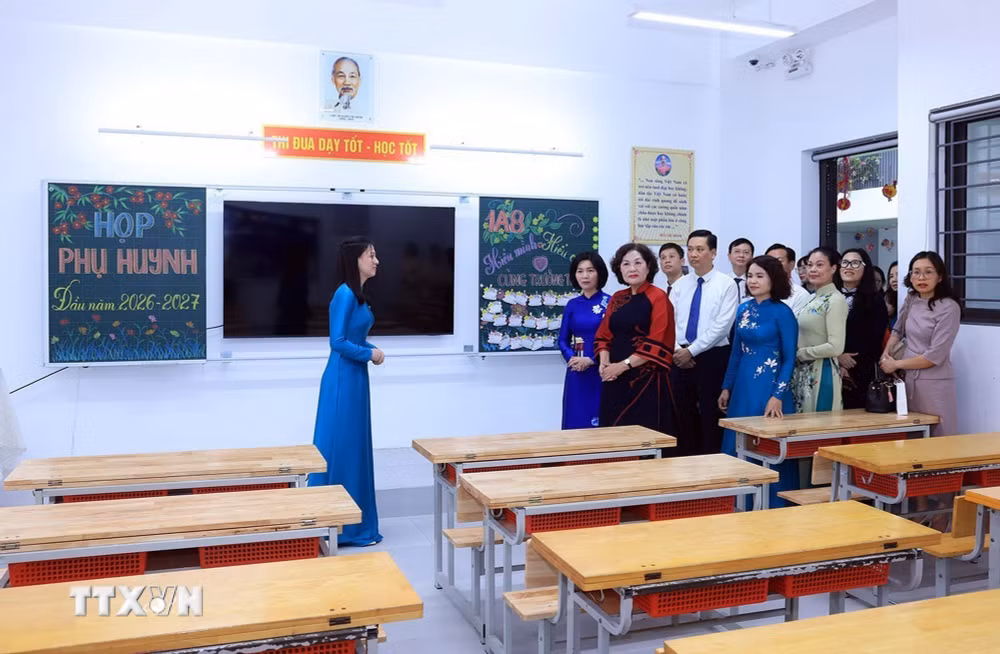 ttxvn_0410-truong-tieu-hoc-trung-hoa-2656.jpg
