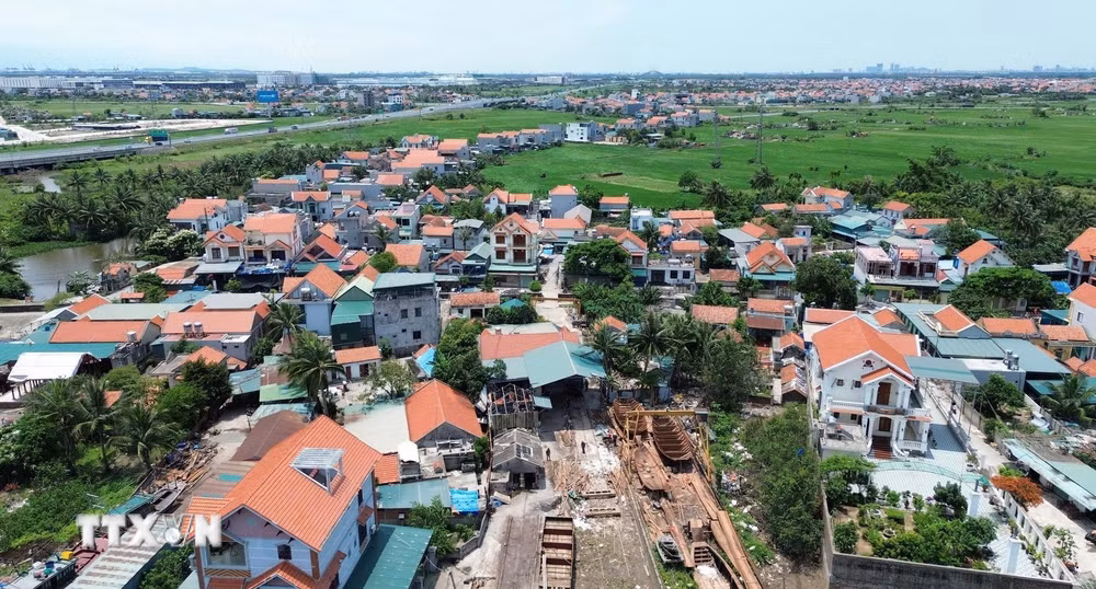 ttxvn-0309-quang-ninh-so-hoa-du-lieu-dat-dai-2.jpg