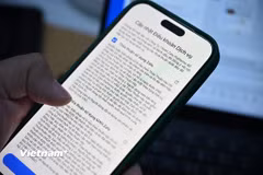 Một số điều khoản mới của Zalo 'ép' người dùng phải chấp nhận thỏa thuận. (Ảnh: Minh Sơn/Vietnam+)