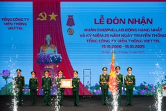 Tổng Công ty Viễn thông Viettel (Viettel Telecom) tổ chức Lễ đón nhận Huân chương lao động hạng Nhất và kỷ niệm 25 năm ngày truyền thống (15/10/2000-15/10/2025). (Ảnh: Minh Sơn/Vietnam+)