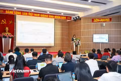 Bà Nguyễn Thị Thanh Huyền - Phó Cục trưởng Cục Phát thanh, Truyền hình và Thông tin điện tử chia sẻ tại Hội nghị sơ kết lĩnh vực thông tin điện tử 6 tháng đầu năm 2026. (Ảnh: Minh Sơn/Vietnam+)