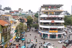 Toàn cảnh tòa nhà "Hàm cá mập" tại quảng trường Đông Kinh Nghĩa Thục sắp phá dỡ