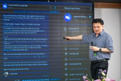 Ông Nguyễn Thế Tân - Tổng giám đốc VCCorp, Giám đốc sản phẩm Lotus Chat đã chia sẻ nhiều tính năng mới của Lotus Chat. (Ảnh: Minh Sơn/Vietnam+)