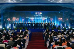 Uỷ ban Nhân dân thành phố Hà Nội và Tập đoàn FPT công bố khởi công Dự án Khu Công viên Công nghệ số và Hỗn hợp tại hai phường Tây Tựu và Phú Diễn chào mừng Đại hội đại biểu toàn quốc lần thứ XIV của Đảng. (Ảnh: PV/Vietnam+)