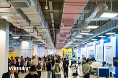 Hàng trăm gian hàng góp mặt tại Triển lãm quốc tế Đổi mới sáng tạo Việt Nam 