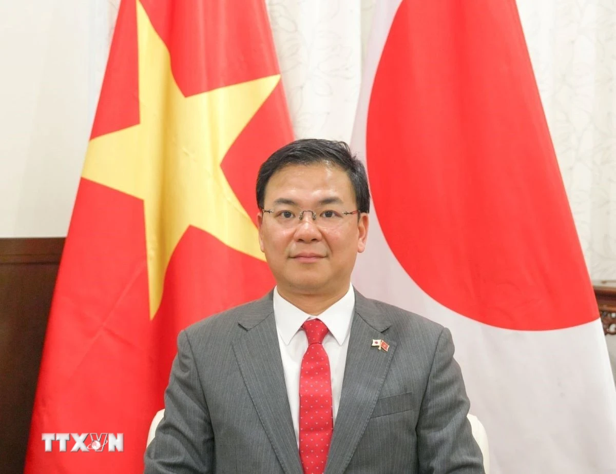 Chuyến thăm của Thủ tướng Nhật nhấn mạnh vai trò của Việt Nam trong khu vực