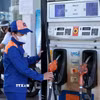 Điểm kinh doanh của Petrolimex số 1 Lương Yên, Hà Nội chuyển đổi 100% sang xăng E10. (Ảnh: Trần Việt/TTXVN)