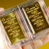 Cả vàng nhẫn và vàng SJC đều đã quay về ngưỡng 185,8 triệu đồng/lượng. (Ảnh: Vietnam+)