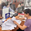 Bộ Nội vụ đề nghị quan tâm giữ chân những cán bộ, công chức, viên chức còn từ 10 năm trở lên đến tuổi nghỉ hưu có năng lực công tác, có nhiều thành tích, cống hiến. (Ảnh: PV/Vietnam+)