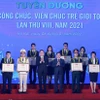 Tuyên dương các cán bộ, công chức, viên chức trẻ giỏi toàn quốc năm 2021. (Ảnh minh họa: Văn Điệp/TTXVN)