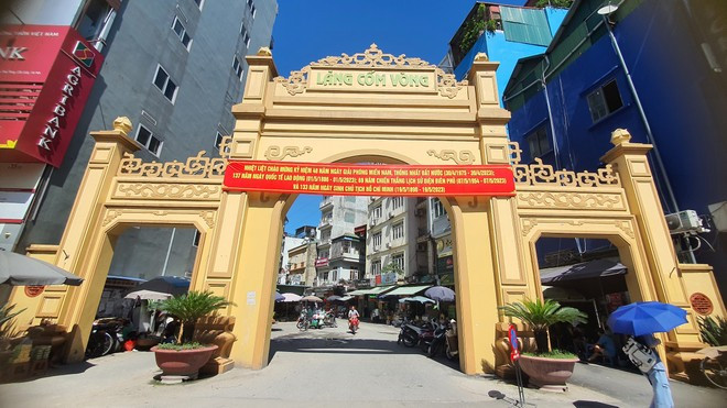 Làng Vòng trước có tên là thôn Hậu, thuộc xã Dịch Vọng, huyện Từ Liêm, nay thuộc phường Dịch Vọng Hậu, quận Cầu Giấy. (Ảnh: PV/Vietnam+)