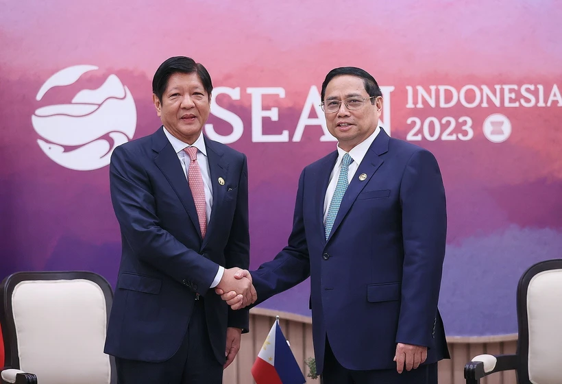 Thủ tướng Phạm Minh Chính gặp Tổng thống Philippines Ferdinand Romualdez Marcos Jr. (Ảnh: Dương Giang/TTXVN)