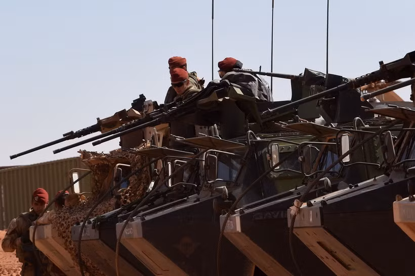 Binh sĩ Pháp tham gia chiến dịch quân sự Barkhane ở Madama, Niger, giáp giới Libya. (Ảnh: AFP/TTXVN)