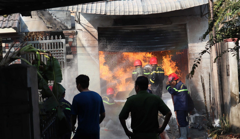 Hiện trường vụ cháy. (Ảnh: Đậu Tất Thành/TTXVN)