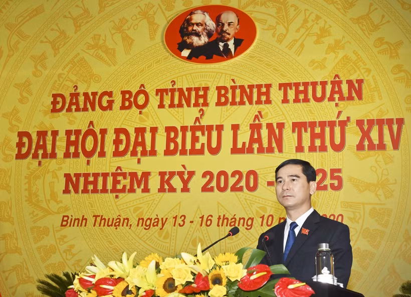 Dương Văn An, Bí thư Tỉnh ủy Bình Thuận khóa XIV, nhiệm kỳ 2020-2025 phát biểu. (Ảnh: Nguyễn Thanh/TTXVN)