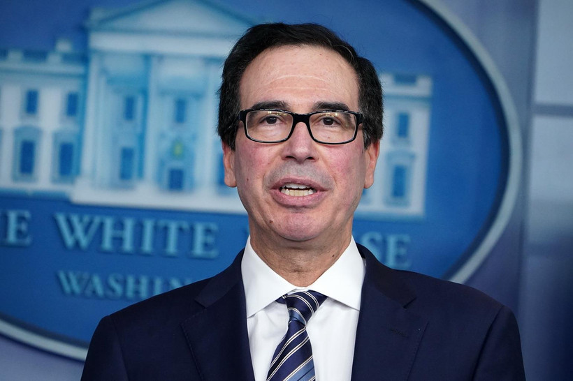 Bộ trưởng Tài chính Mỹ Steven Mnuchin phát biểu trong cuộc họp báo tại Nhà Trắng. (Ảnh: AFP/TTXVN)