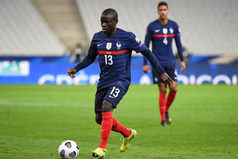 N'Golo Kante được đánh giá là tiền vệ hay nhất thế giới hiện nay. (Ảnh: Getty Images)