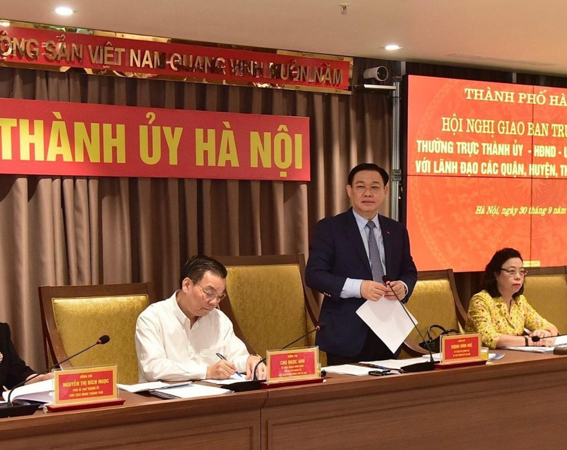 Bí thư Thành ủy Hà Nội Vương Đình Huệ phát biểu. (Ảnh: Văn Điệp/TTXVN)