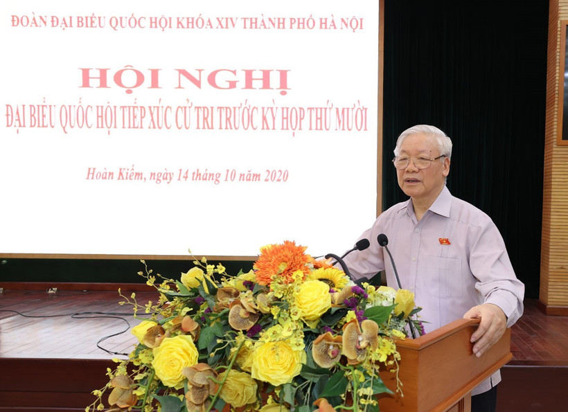 Tổng Bí thư, Chủ tịch nước Nguyễn Phú Trọng phát biểu tại buổi tiếp xúc cử tri quận Hoàn Kiếm, Ba Đình và Tây Hồ. (Ảnh: Trí Dũng/TTXVN)