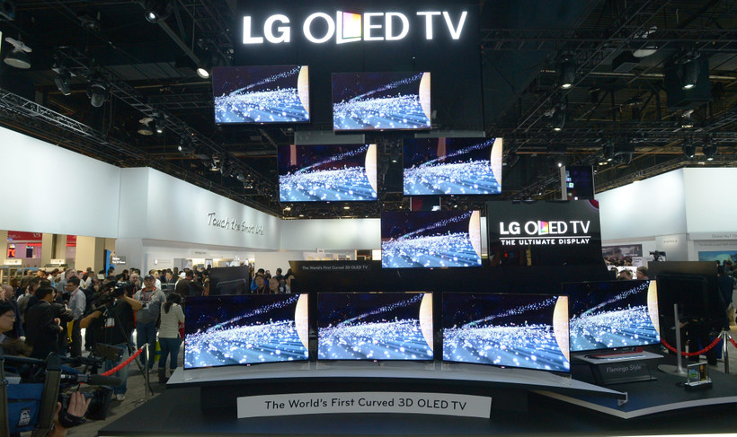 Tivi OLED của LG được trưng bày tại một triển lãm ở Las Vegas, bang Nevada (Mỹ). (Ảnh: AFP/TTXVN)