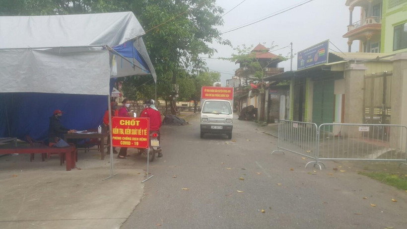 Một chốt kiểm dịch phòng chống dịch COVID-19. (Ảnh: Mạnh Khánh-TTXVN)