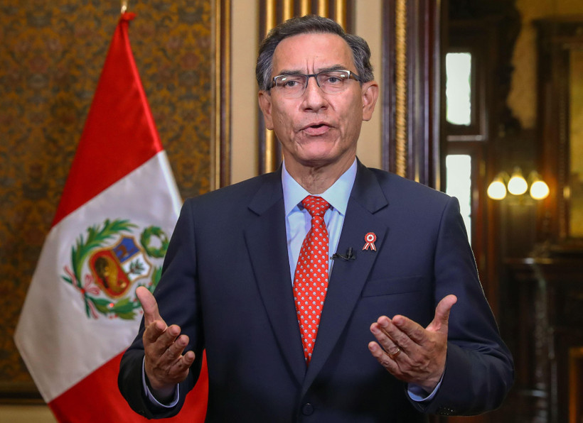 Tổng thống Peru Martin Vizcarra trong bài phát biểu được truyền hình trên cả nước, tại Lima, ngày 5/7/2020. (Ảnh: AFP/TTXVN)
