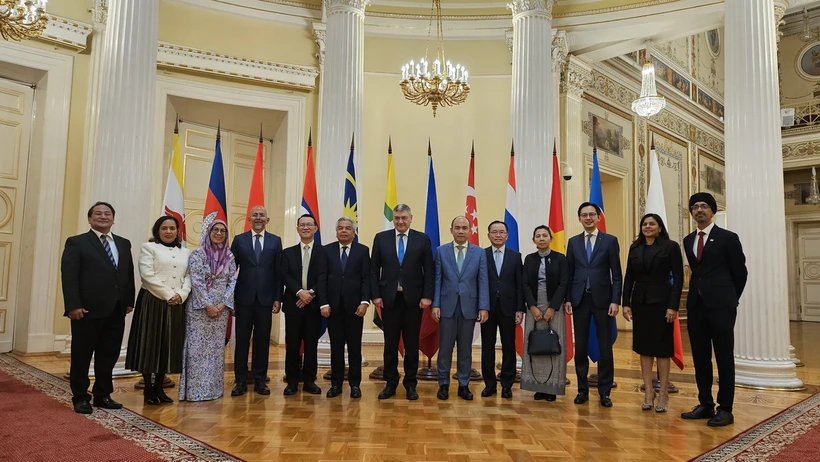 Trưởng đoàn các nước ASEAN và Nga tại Cuộc họp Quan chức cao cấp ASEAN-Nga lần thứ 20. (Ảnh: TTXVN phát)