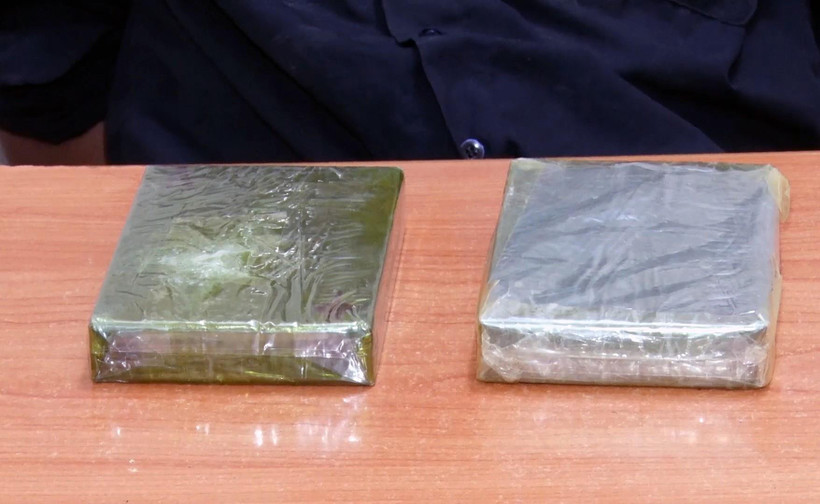 Tang vật bị thu giữ trong một vụ vận chuyển và mua bán trái phép chất ma túy. (Ảnh: TTXVN phát)