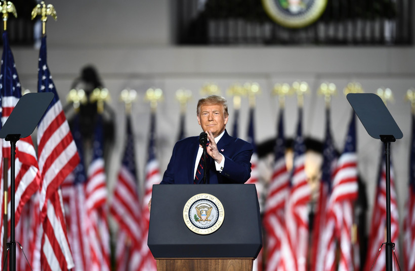 Tổng thống Mỹ Donald Trump trong bài phát biểu chính thức tiếp nhận đề cử của đảng Cộng hòa tại Nhà Trắng, Washington, DC sáng 27/8/2020. (Ảnh: AFP/TTXVN)