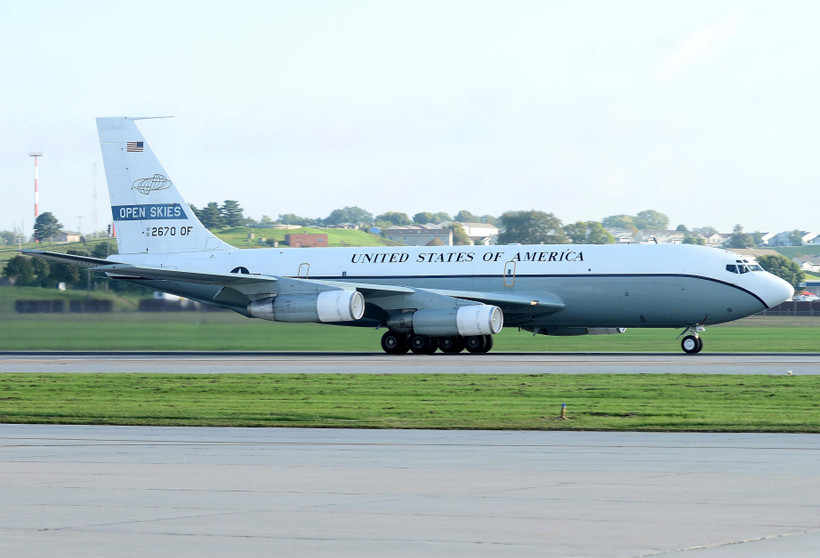 Máy bay do thám OC-135 của không lực Mỹ cất cánh từ căn cứ không quân Offutt ở Nebraska, ngày 14/9/2018. (Ảnh: AFP/TTXVN)