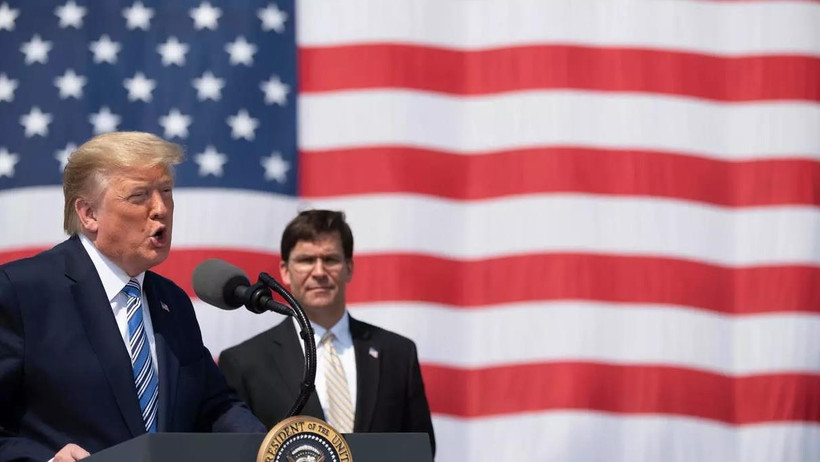 Tổng thống Donald Trump và Bộ trưởng Quốc phòng Mark Esper. (Nguồn: AFP)