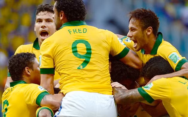 Neymar lập công, Italy tiếp tục ôm hận trước Brazil ảnh 1