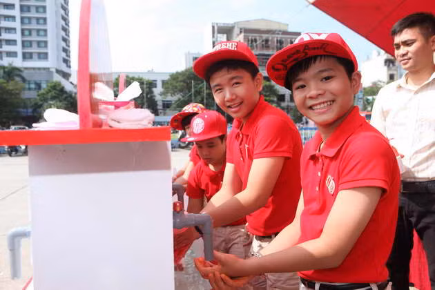 Hàng nghìn học sinh dự ngày hội rửa tay xà phòng ảnh 4