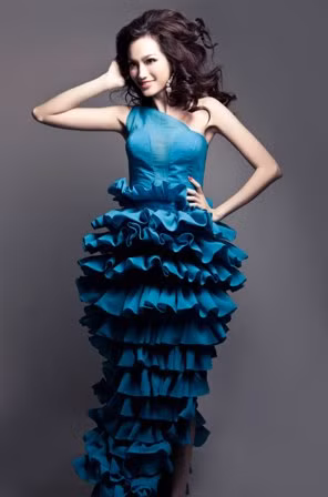 Trúc Diễm đang nhiều cơ hội đăng quang Hoa hậu ảnh 3