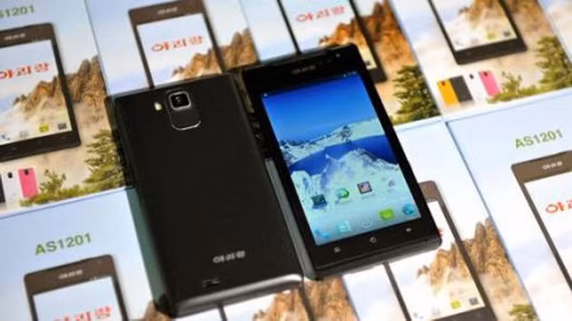 Triều Tiên quảng bá mẫu smartphone tự chế đầu tiên ảnh 1