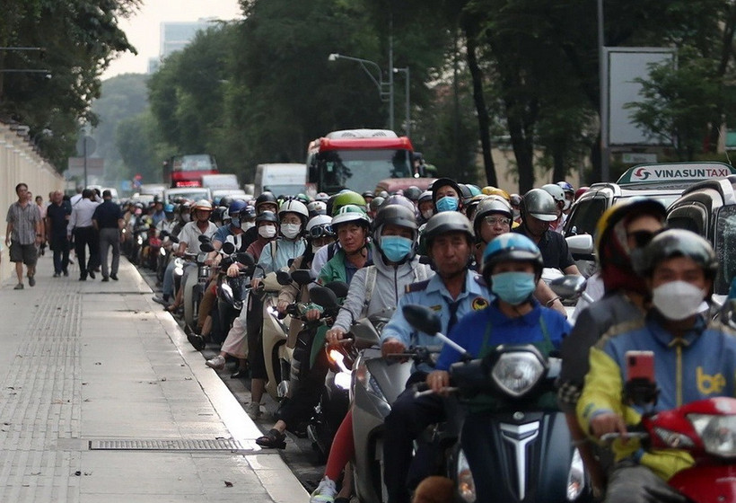 Tình trạng kẹt xe tại thành phố Hồ Chí Minh những ngày gần đây gây ra nhiều khó khăn cho các doanh nghiệp, nhà bán lẻ trong giao nhận hàng hóa dịp Tết. (Nguồn: Facebook)
