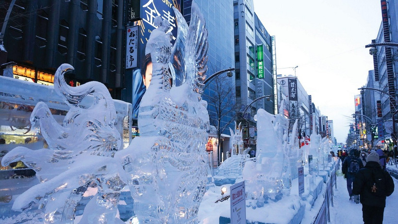 Một tác phẩm điêu khắc tuyết tại Lễ hội Tuyết Sapporo. (Nguồn: Yokota air base)