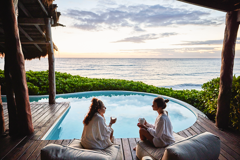 Du lịch giờ kết hợp với chăm sóc sức khỏe đang dần trở nên phổ biến, đặc biệt là các kỳ nghỉ nhằm hỗ trợ kéo dài tuổi thọ.