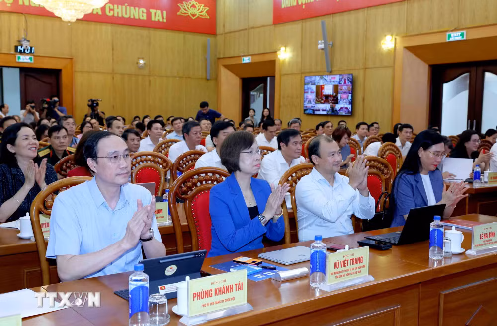 ttxvn-hoi-nghi-toan-quoc-so-ket-cong-tac-tuyen-giao-va-dan-van-6-thang-dau-nam-2026-trien-khai-nhiem-vu-6-thang-cuoi-nam-2026-8863077-2.jpg