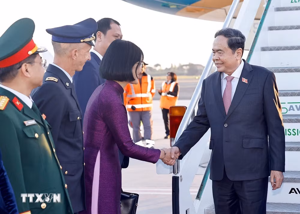 ttxvn-chu-tich-quoc-hoi-tran-thanh-man-bat-dau-tham-chinh-thuc-cong-hoa-italy-8694955-2.jpg