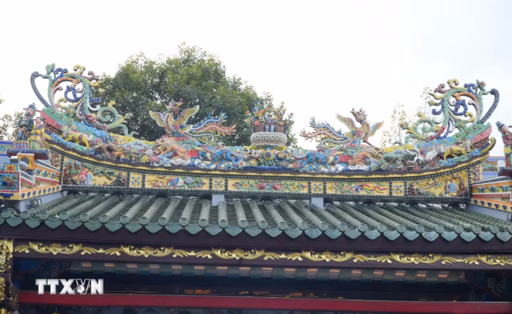 ttxvn-khanh-thanh-cong-trinh-tuong-nghia-tu-trieu-chau-gin-giu-di-san-tram-nam-giua-long-sieu-do-thi-8781725-3.jpg