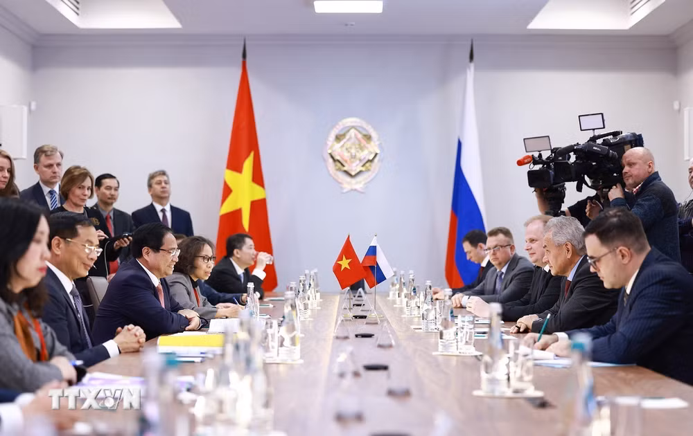 ttxvn-thu-tuong-gap-thu-ky-hoi-dong-an-ninh-lien-bang-nga-8660732-2.jpg