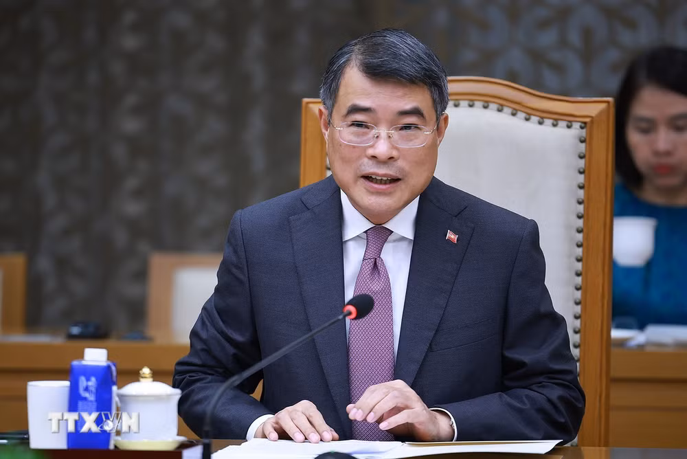 ttxvn-thu-tuong-le-minh-hung-tiep-bo-truong-ngoai-giao-cong-hoa-angola-tete-antonio-8803182-2.jpg
