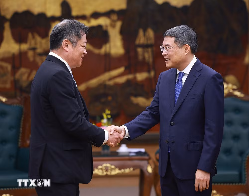 ttxvn-thu-tuong-le-minh-hung-tiep-thong-doc-tinh-yamanashi-nhat-ban-8754276-1.jpg