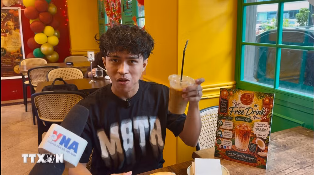ttxvn-am-thuc-viet-trong-trai-tim-manila-8805057-2.jpg