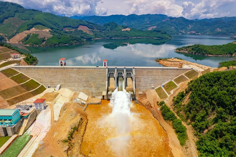 Hồ chứa nước Đồng Mít ở tỉnh Bình Định. (Ảnh: Bảo Thắng).