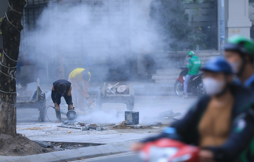 Nhức nhối ô nhiễm không khí ở Hà Nội. (Ảnh: TTXVN)